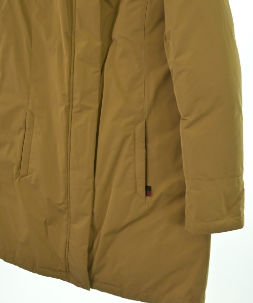 WOOLRICH 羽絨大衣