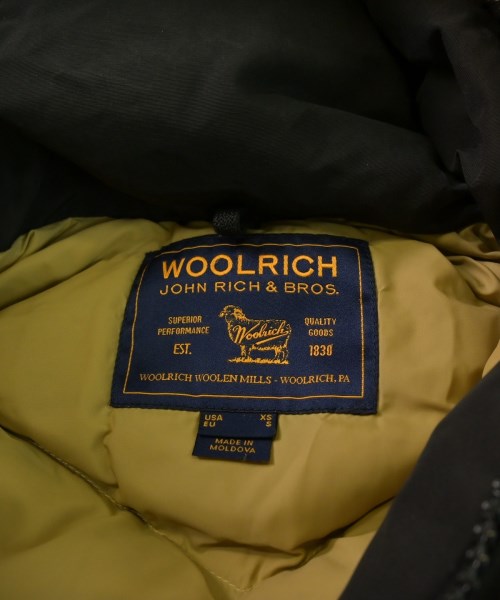 WOOLRICH 羽絨夾克/背心