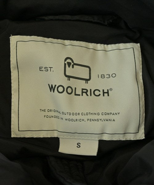 WOOLRICH 羽絨夾克/背心