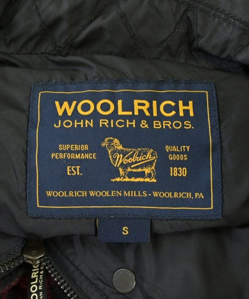 WOOLRICH 羽絨夾克/背心