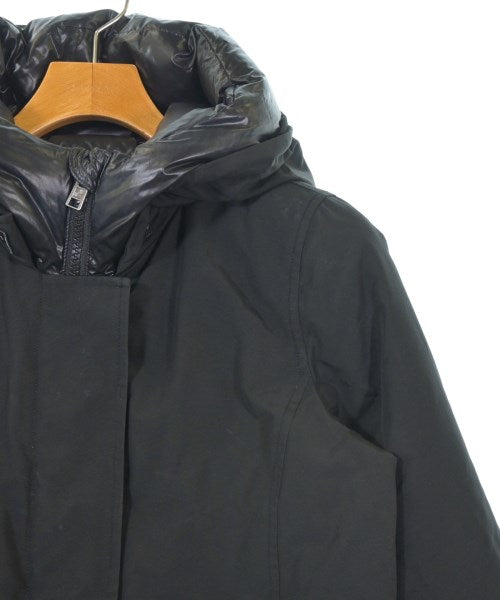 WOOLRICH 羽絨大衣