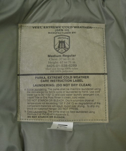 MILITARY 羽絨夾克/背心