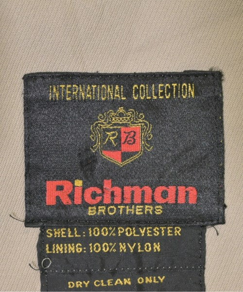 Other brand 支撐領外套