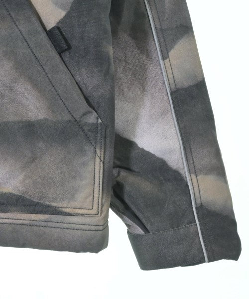 STUSSY 羽絨夾克/背心