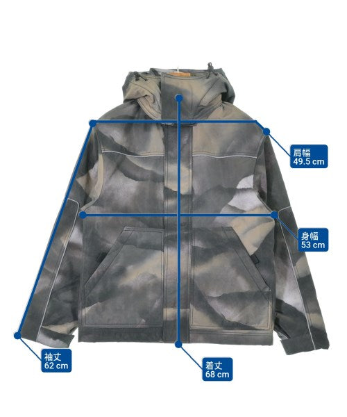 STUSSY 羽絨夾克/背心