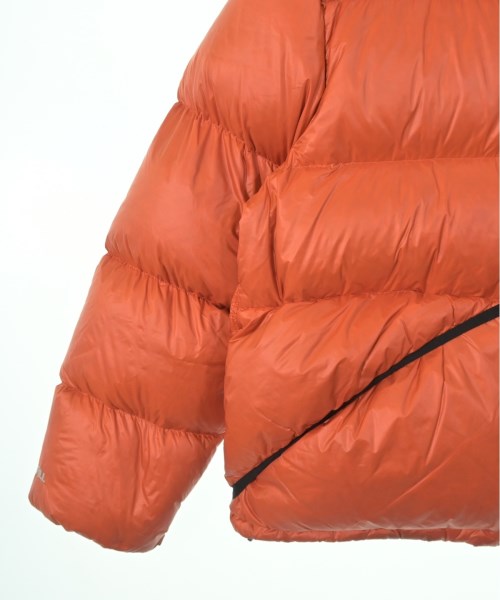 STUSSY 羽絨夾克/背心