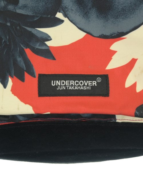 UNDER COVER 背包
