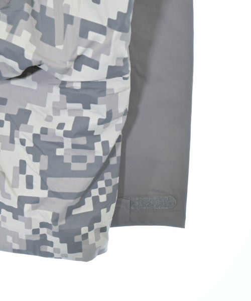 A BATHING APE 其他飛行外套