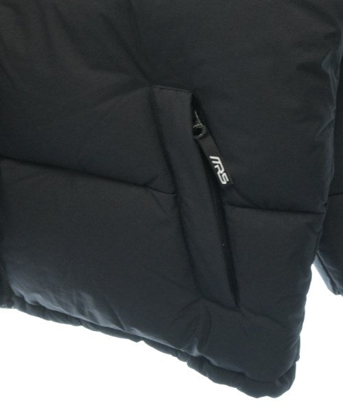 Supreme 羽絨夾克/背心