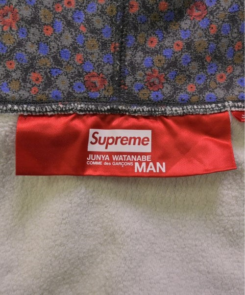 Supreme 連帽衫
