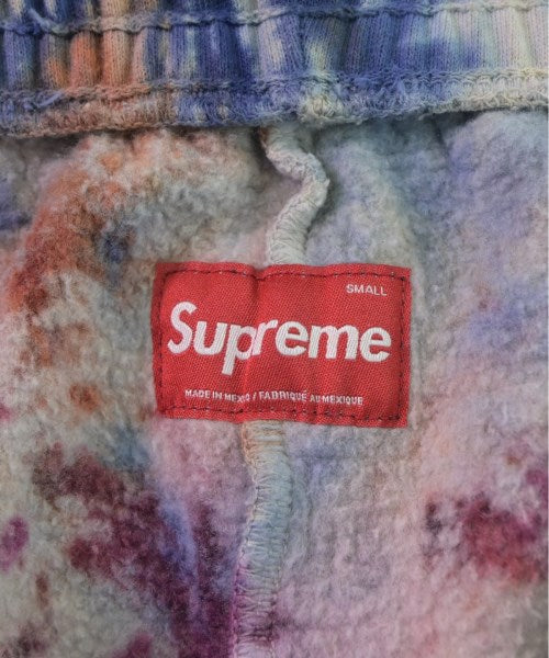 Supreme 短