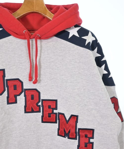 Supreme 連帽衫