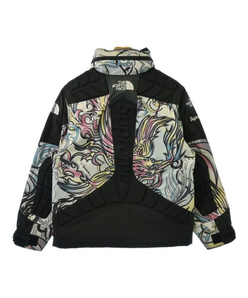 Supreme 山系外套