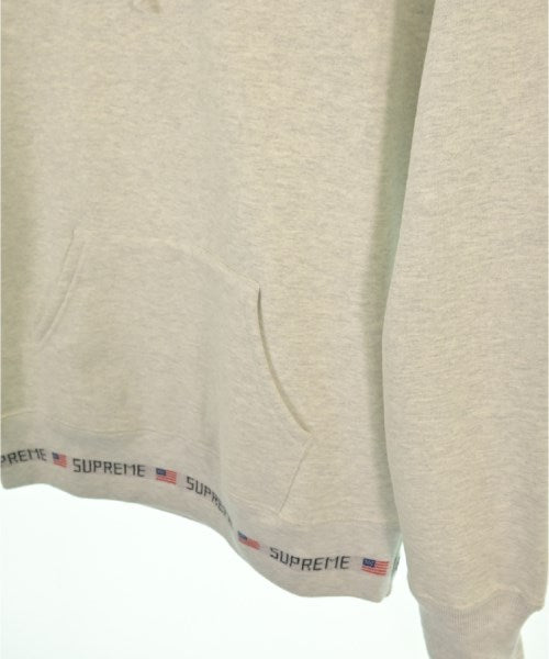 Supreme 連帽衫