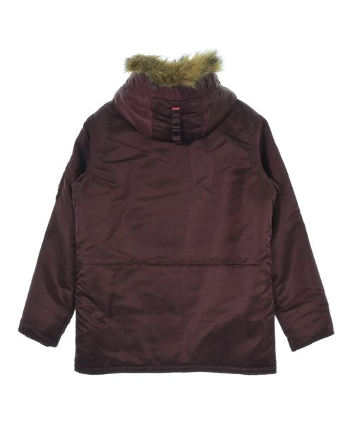 Supreme 羽絨大衣