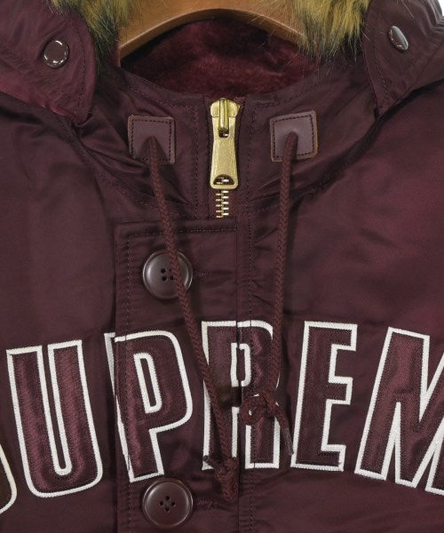 Supreme 羽絨大衣