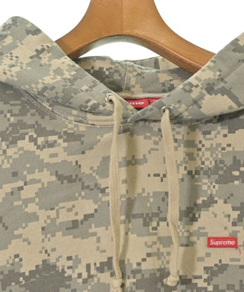 Supreme 連帽衫