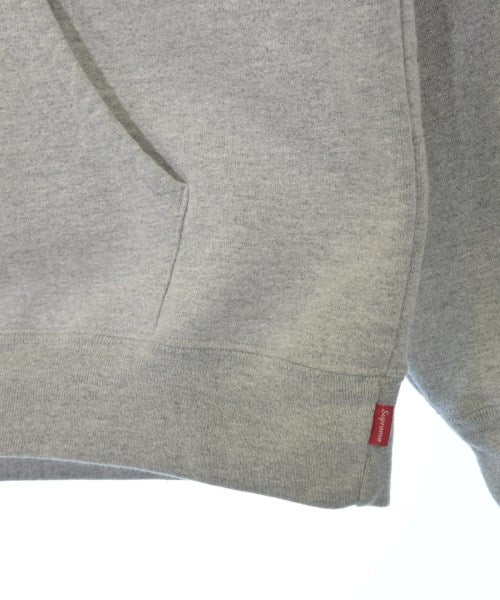 Supreme 連帽衫