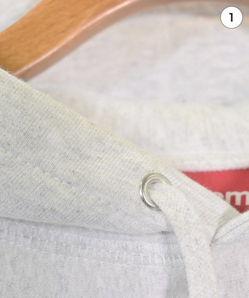 Supreme 連帽衫