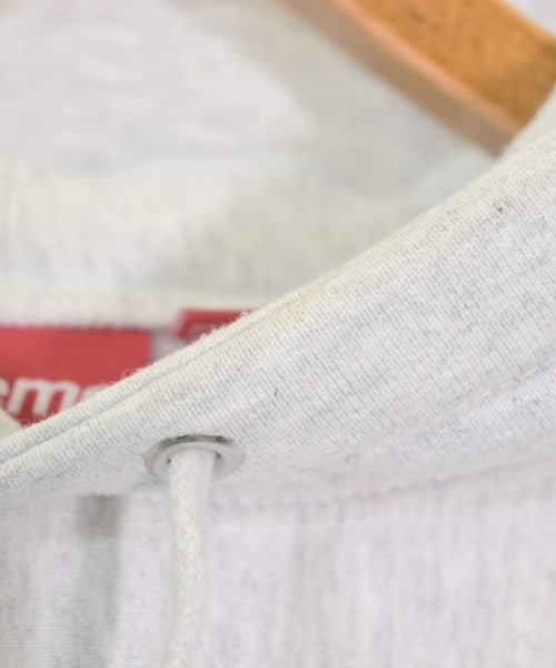 Supreme 連帽衫