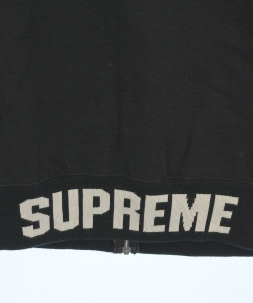 Supreme 連帽衫