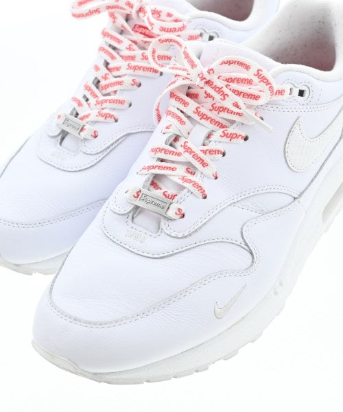 Supreme 運動鞋