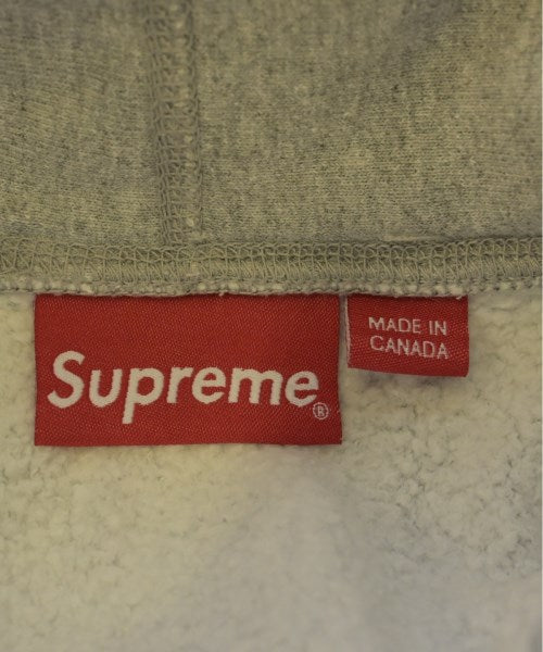 Supreme 連帽衫