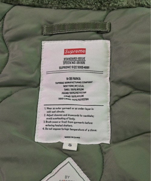 Supreme 現代外套