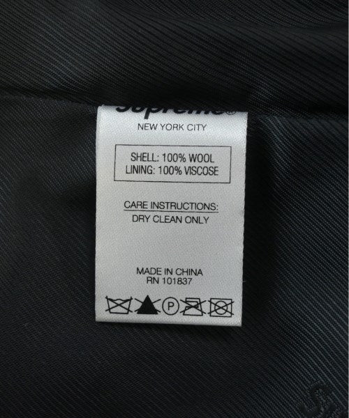 Supreme 切斯特披風