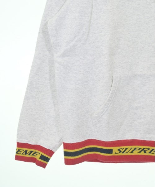 Supreme 連帽衫