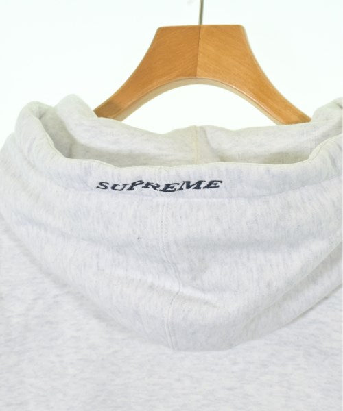 Supreme 連帽衫