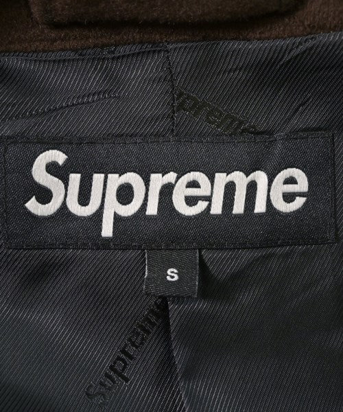 Supreme 切斯特披風