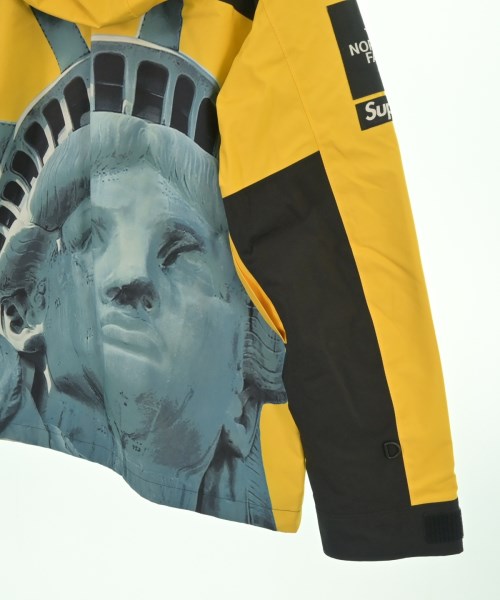 Supreme 山系外套