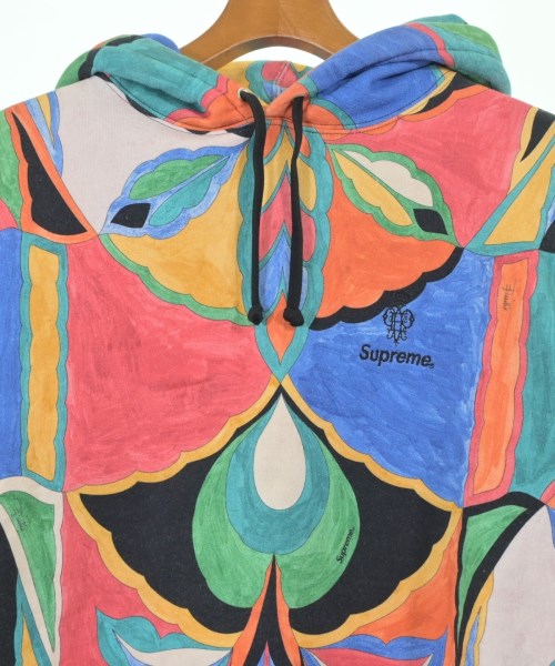 Supreme 連帽衫