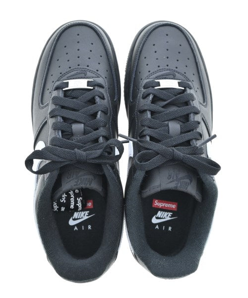 Supreme 運動鞋