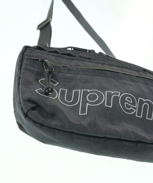 Supreme 肩背包