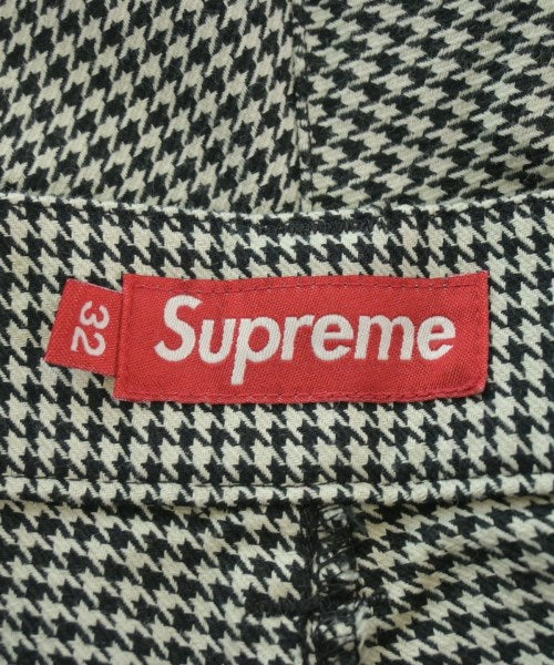 Supreme 短褲