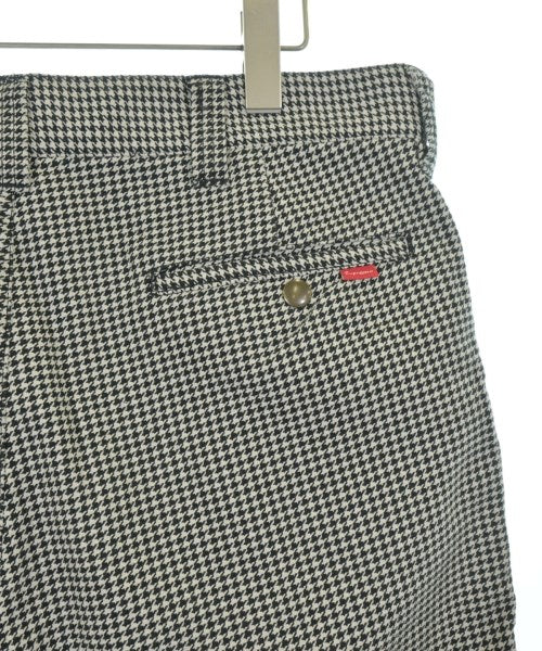 Supreme 短褲