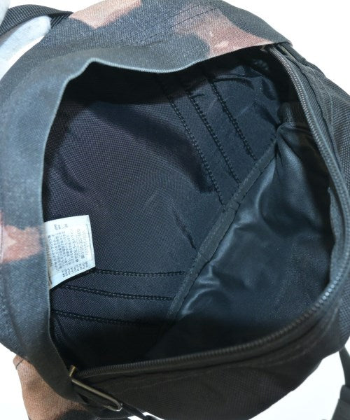 Supreme 其他包款