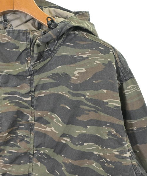 Supreme 山系外套