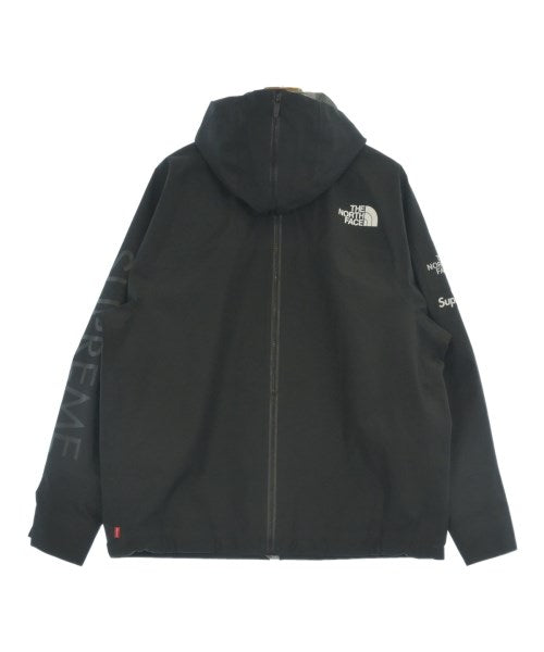 Supreme 山系外套