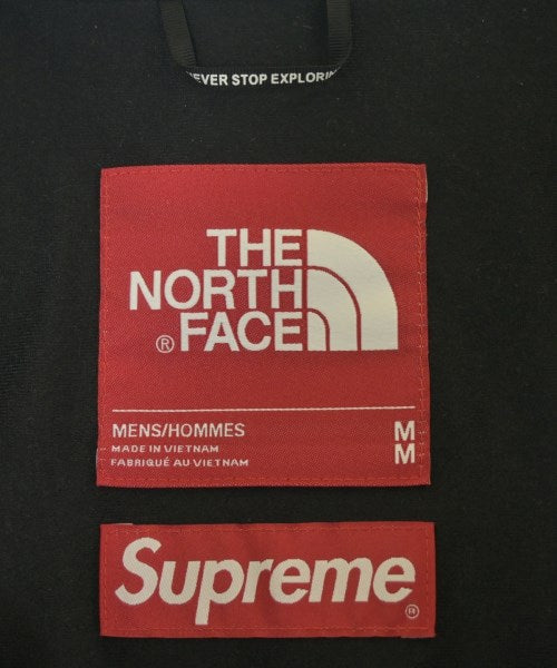 Supreme 山系外套