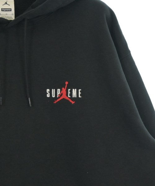 Supreme 連帽衫