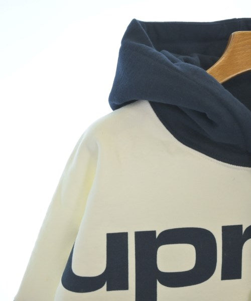Supreme 連帽衫