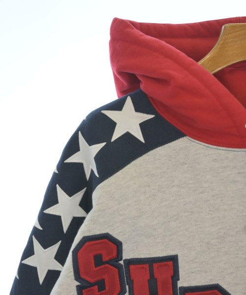 Supreme 連帽衫