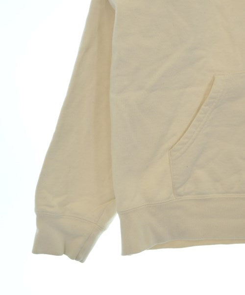 Supreme 連帽衫