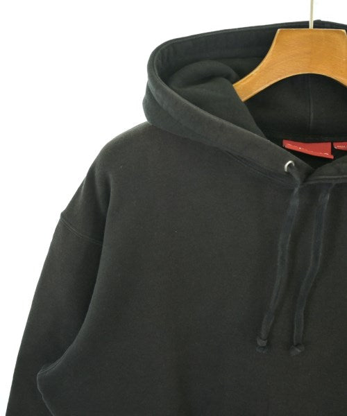Supreme 連帽衫