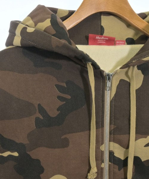 Supreme 連帽衫