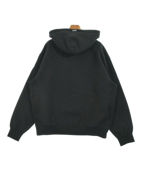 Supreme 連帽衫