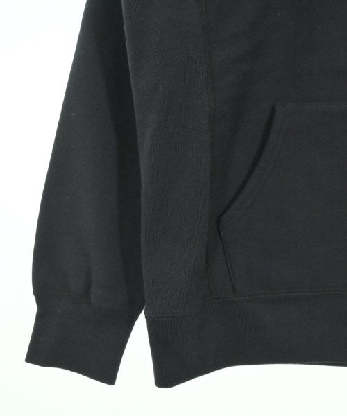 Supreme 連帽衫
